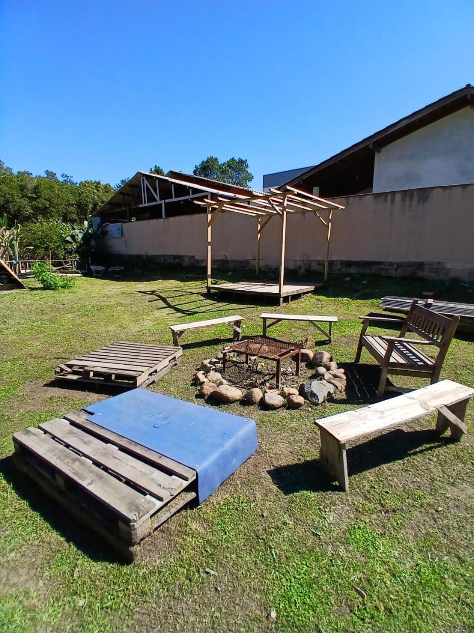 La Casita Casa Familiar Hospedagem E Camping Urbano Navegantes Exterior foto