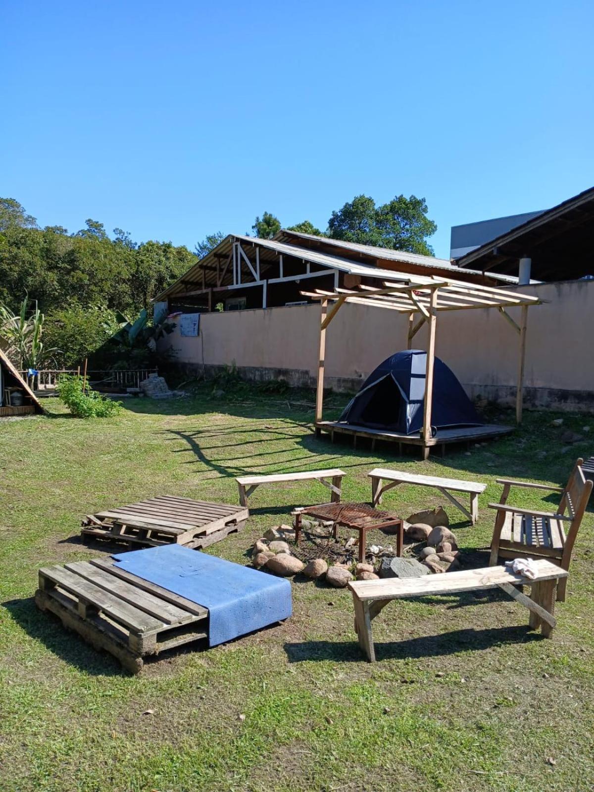 La Casita Casa Familiar Hospedagem E Camping Urbano Navegantes Exterior foto